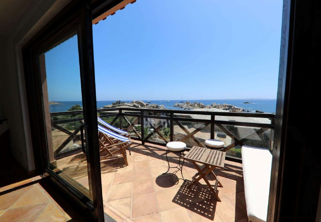 Maxim view from balcony